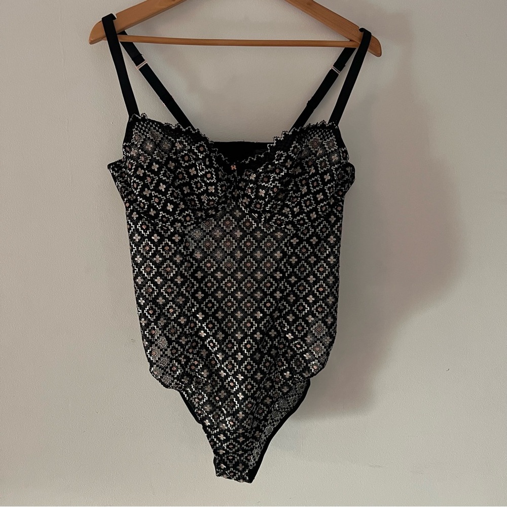 Savage Fenty by Rhianna Size 1X or 16-18 Foulard Lace Teddy